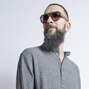 KOOS_mensdress_black_detail2.jpg Linen Men's Dress - Black/Gray Fishbone