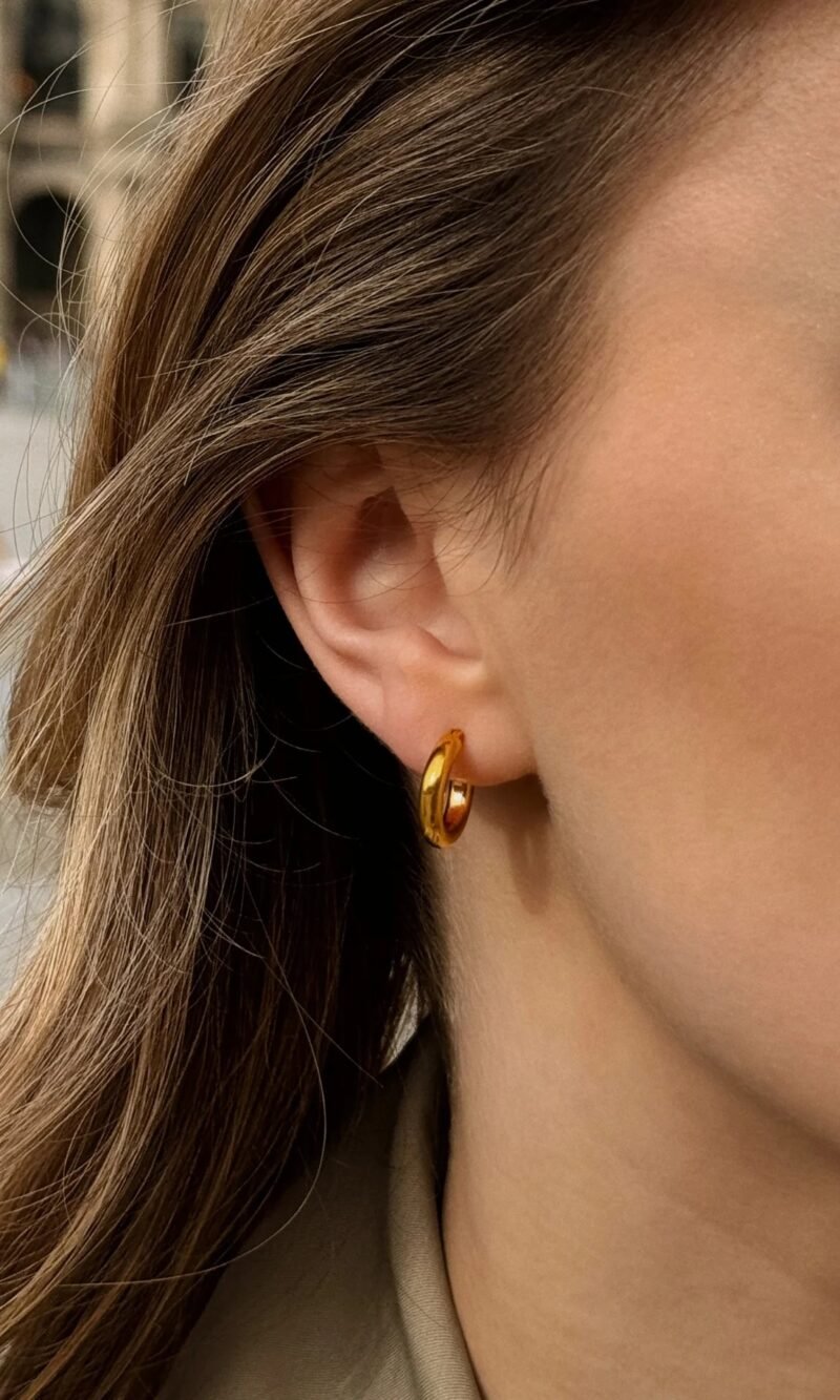 Ella Hoops Earrings - Gold